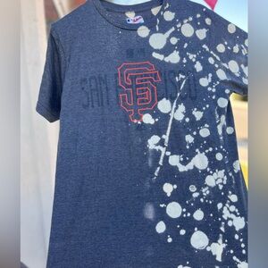 Navy and Red San Francisco Giants cotton T-shirt size medium